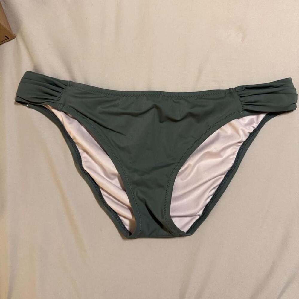 Shade & Shore Green Pleated Hipster Side Tab Bikini Bottoms
